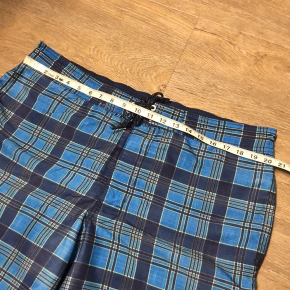 ST.JOHN’S BAY swim hybrid shorts - Picture 11 of 13